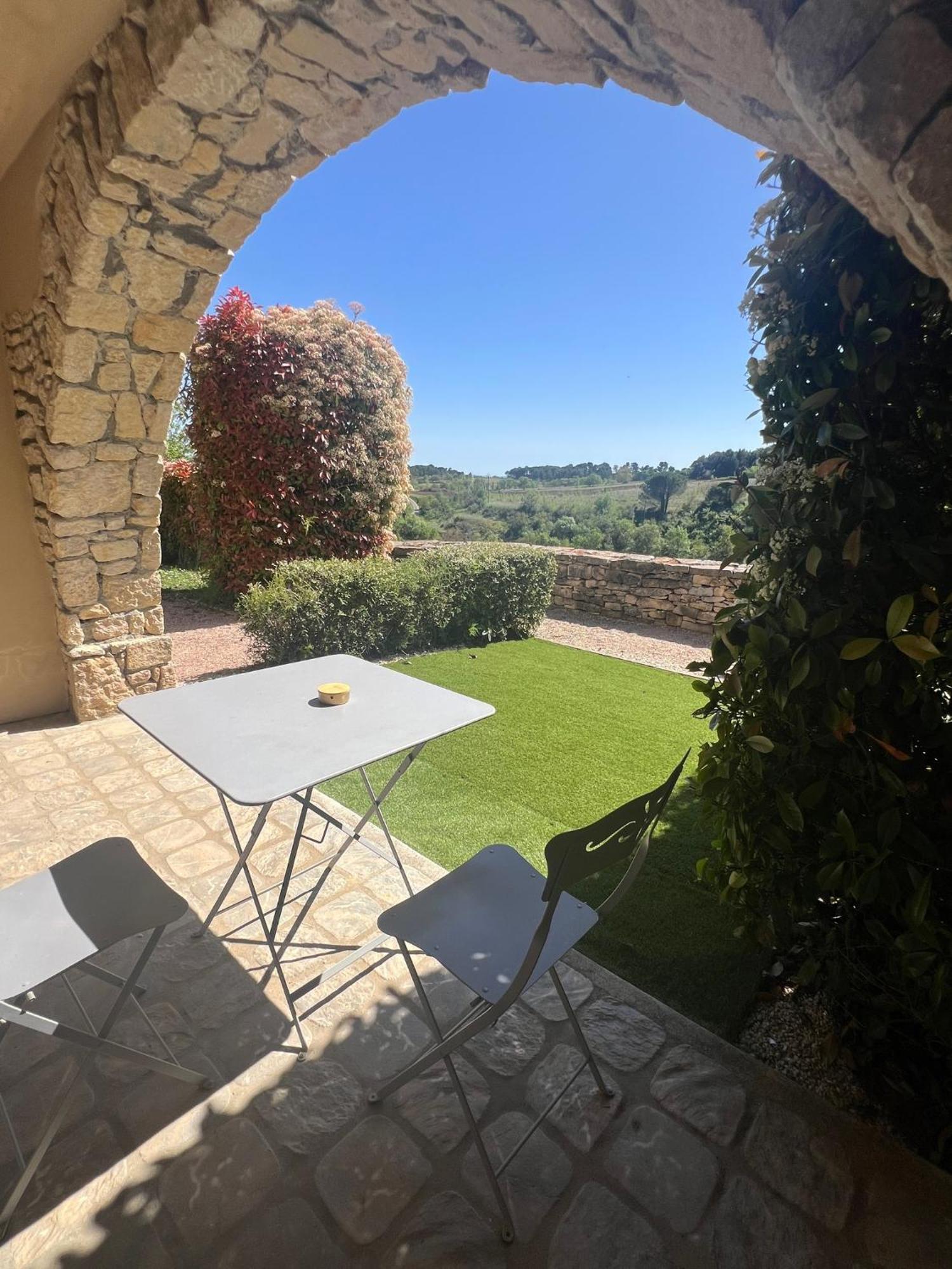 Logis Hotel Restaurant La Bergerie Aragon Exteriör bild