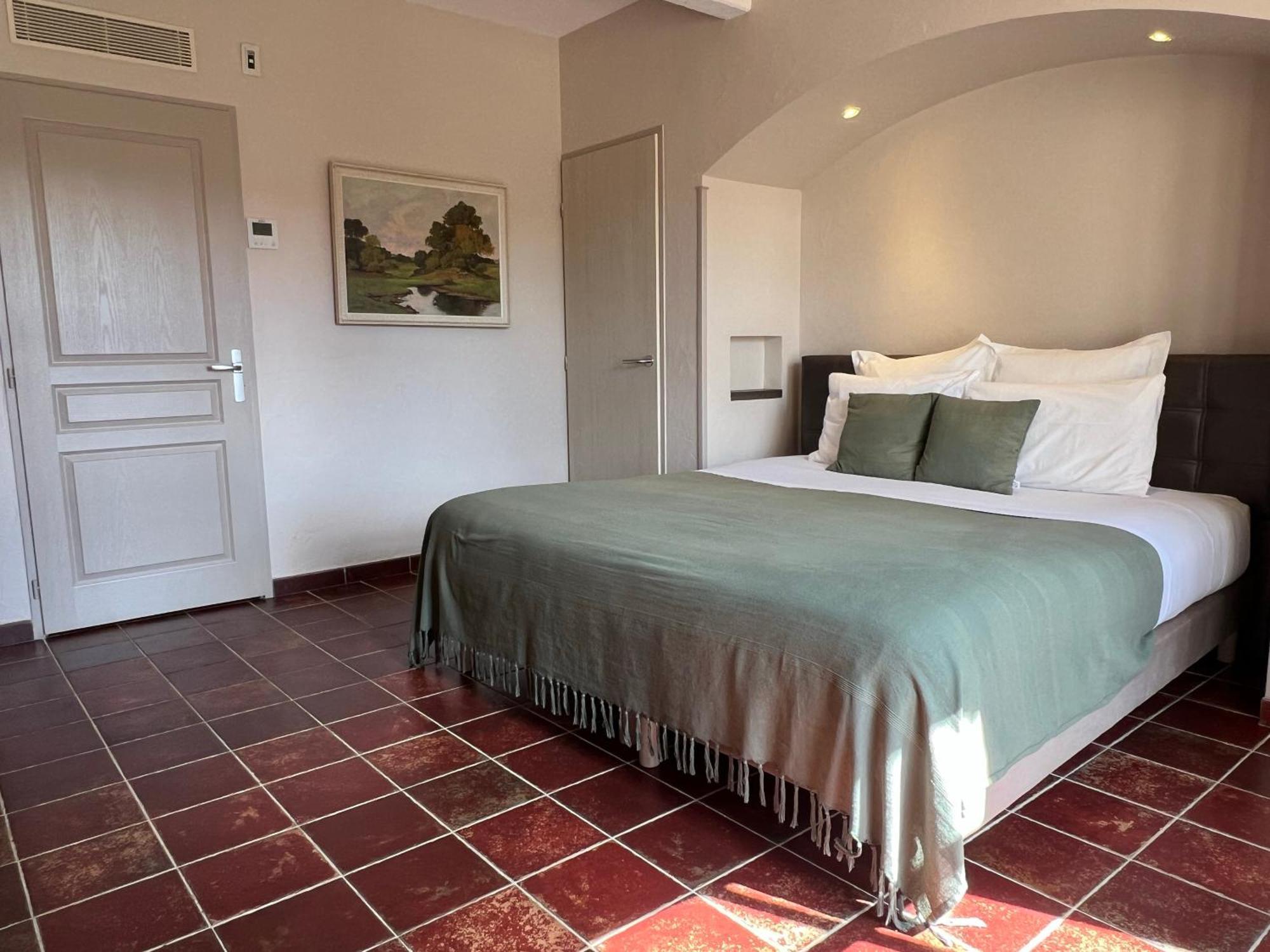 Logis Hotel Restaurant La Bergerie Aragon Exteriör bild